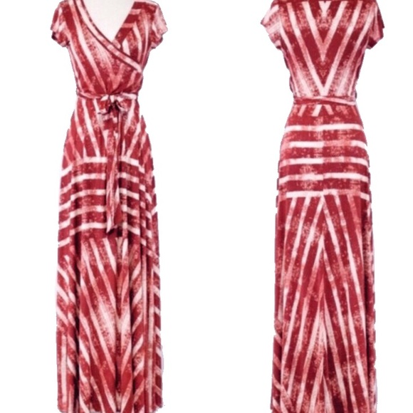 Dresses & Skirts - New Faux Wrap Jersey Maxi Dress Size Small S